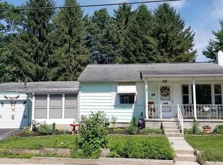 243 N Broad St, Waynesboro, PA