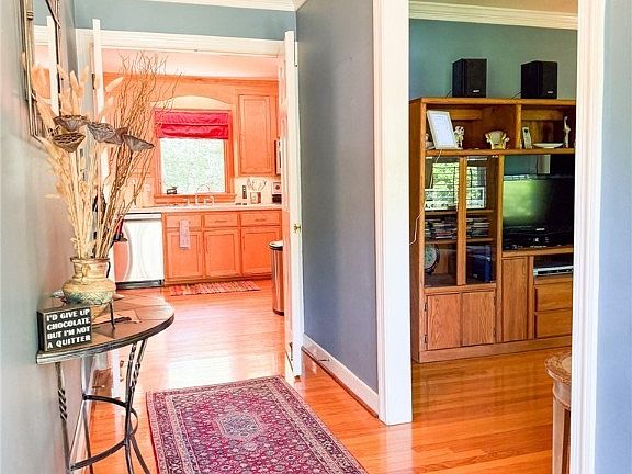 2nd image of 11261 Linderwood Dr