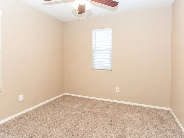 10731 Iona Island Ave — Photo 14