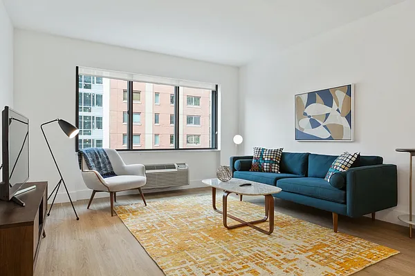 Rented by Greystar | media 1