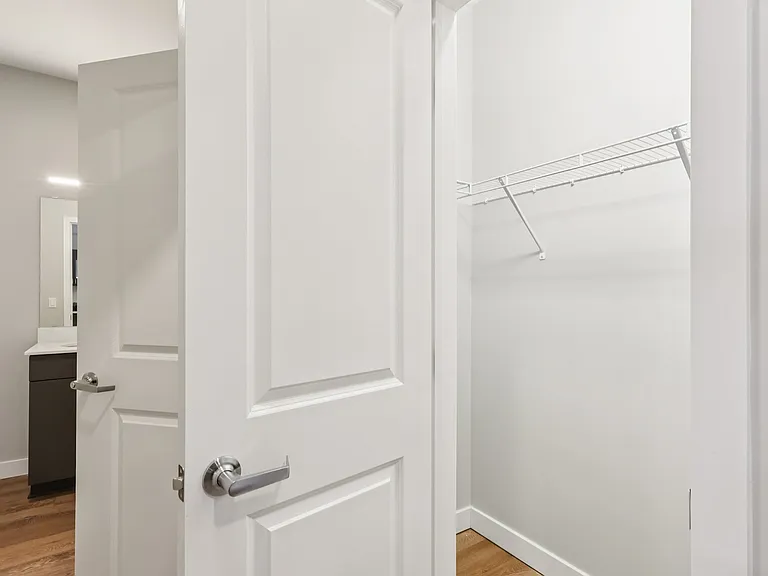 Closet 2