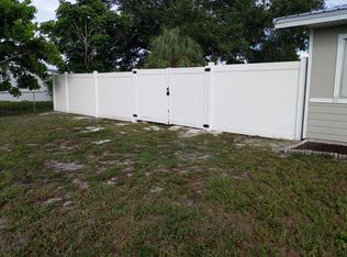 2900 Garden Ter NE, Palm Bay, FL 32905