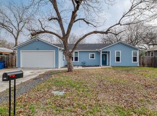 700 S Church St, Lockhart, TX 78644