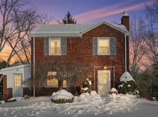 8440 Remington Dr, Pittsburgh, PA 15237