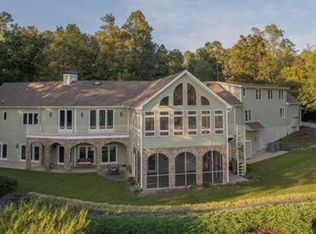 3535 Meadow Rd, Sandston, VA 23150