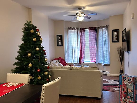 Dining/living area