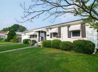 106 Annie St, Pawtucket, RI 02861