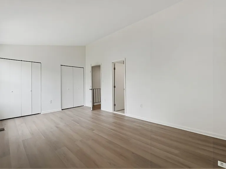 2846 Schoolhouse Cir — Photo 14