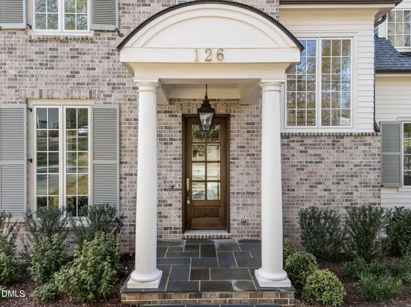 126 E Drewry Ln, Raleigh, NC 27609