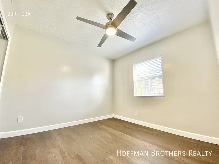 9450 S Western Ave #9 — Photo 6