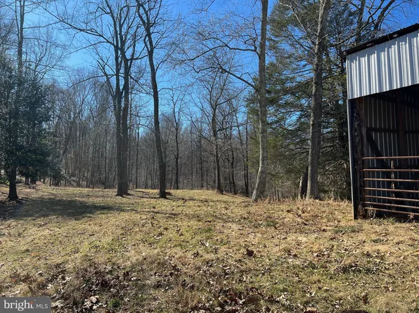 Woods View Ln, Reva, VA 22735