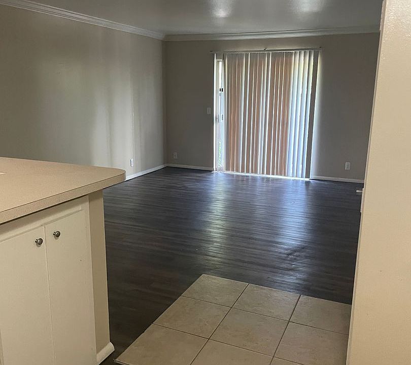 1st image of 5919 E 33rd Ct