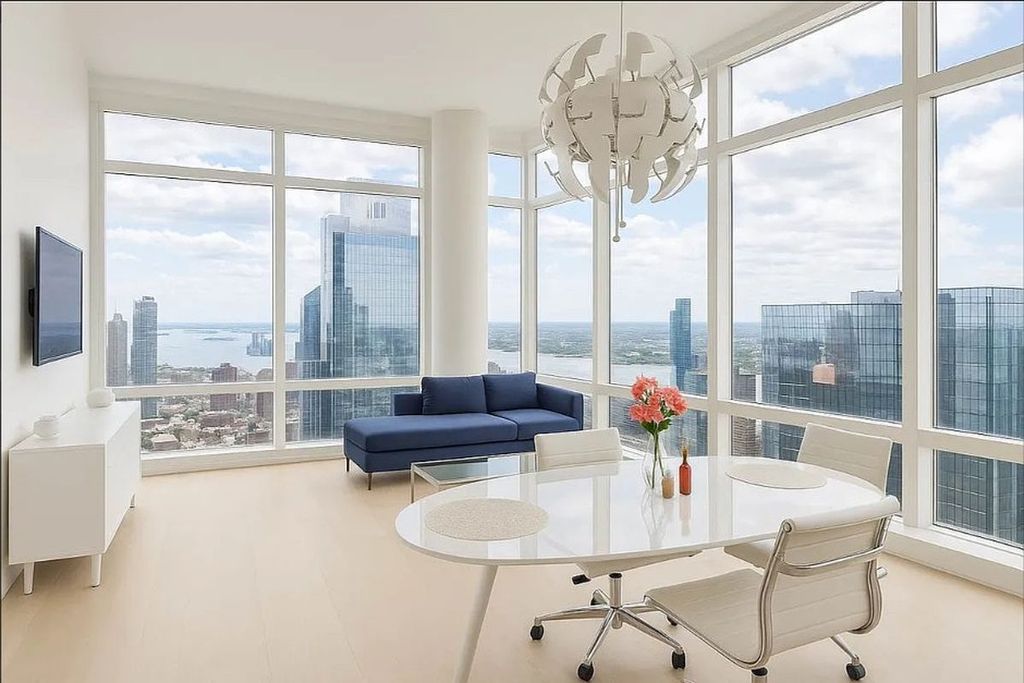 460 W 42nd St #Ph1j, New York, NY 10036