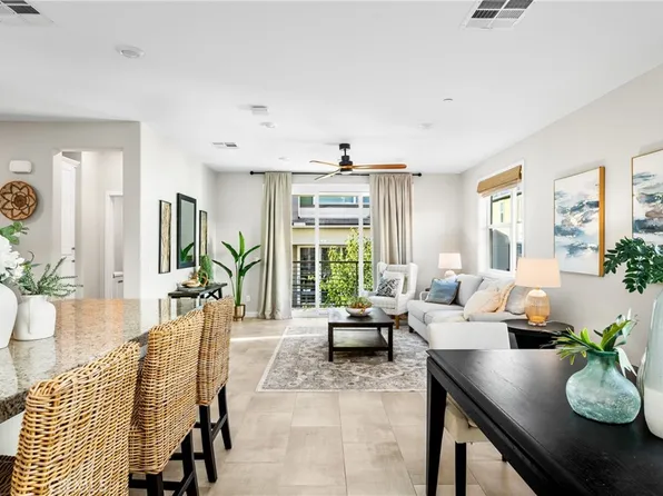 305 Carmona, Lake Forest, CA 92630