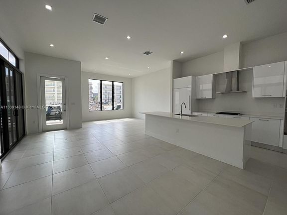 2nd image of 8073 NW 42nd St