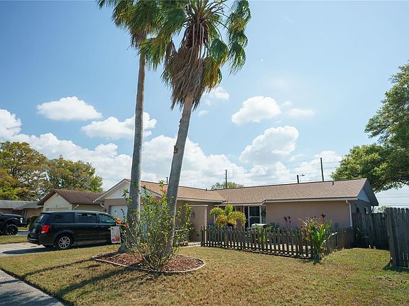 4th image of 1939 Hastings Ln