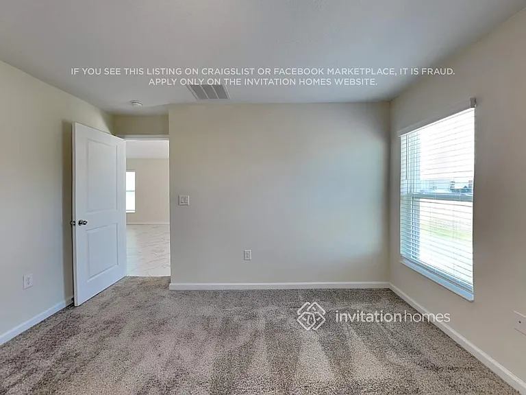 4410 Holstein St — Photo 9