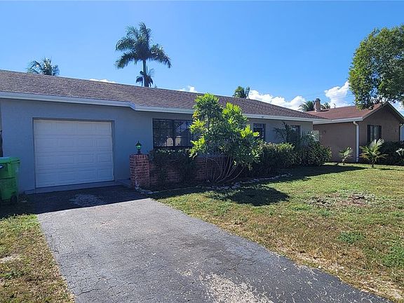 3rd image of 11080 NW 21st St