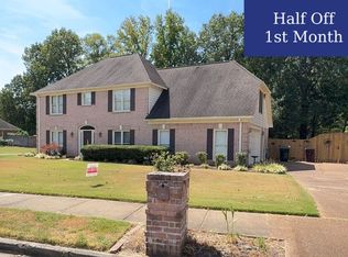 1115 Macon Ridge Dr, Collierville, TN 38017