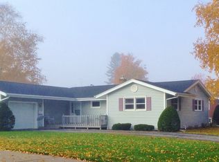 836 Pleasant St, Lancaster, WI 53813