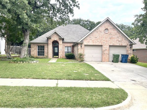 1379 Clear Creek Dr