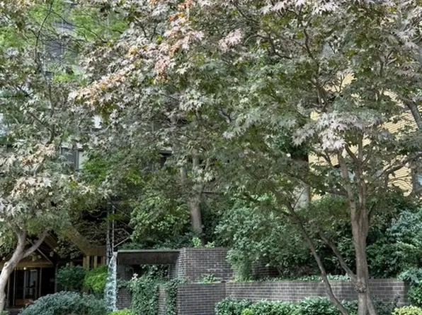 865 United Nations Plaza image 15 of 22