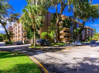 640 N Nova Rd APT 109, Ormond Beach, FL 32174
