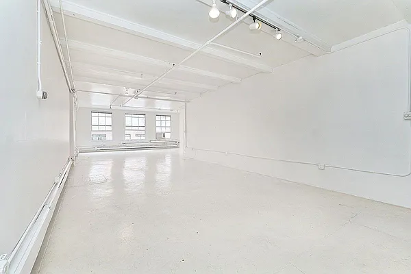 Rented by Compass | media 6