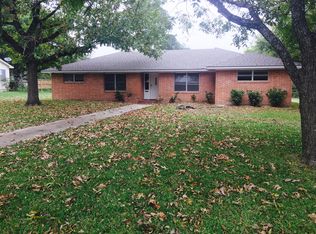 312 N Post Oak St, Navasota, TX 77868