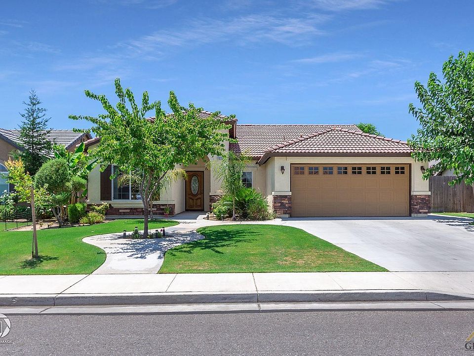 1st image of 10215 Pepperwood Dr