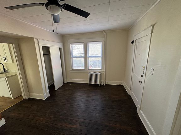 5th image of 126 Bayard St #1