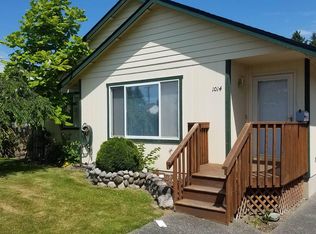1014 S 13th St, Mount Vernon, WA 98274
