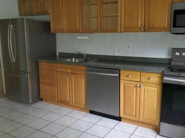 86 Troy Dr Building 17-B, Springfield, NJ 07081