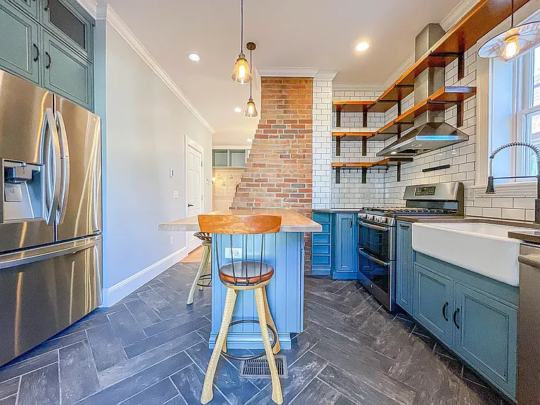 3 Grant St #1 — Photo 21