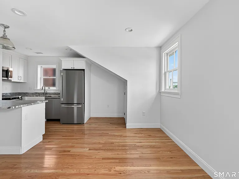 138 Bank St #3A — Photo 8