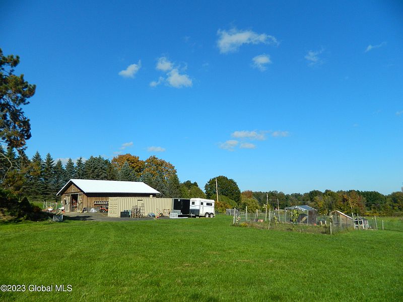 3rd image of 367 COUNTY ROUTE 403