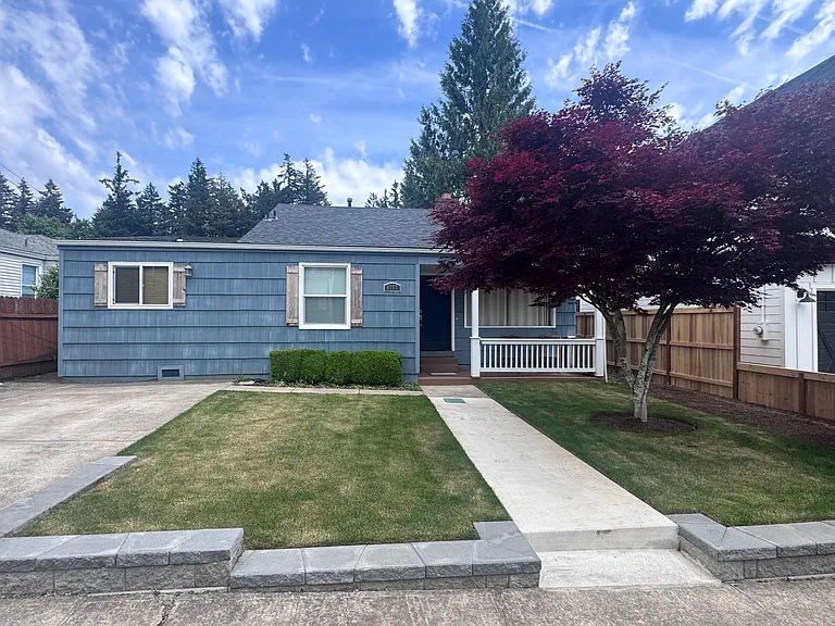 4777 Exeter St — Photo 1