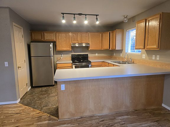4th image of 907 Scenic Dr