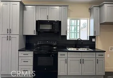 2 bed, 920 sqft, $2,800 — Photo 4