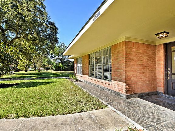 5th image of 4310 Woodvalley Dr