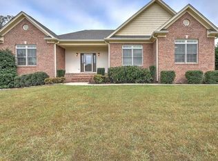 2516 Rivermont Cir, Kingsport, TN 37660
