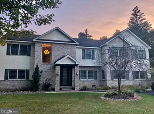 4 Willow Rd, Churchville, PA 18966