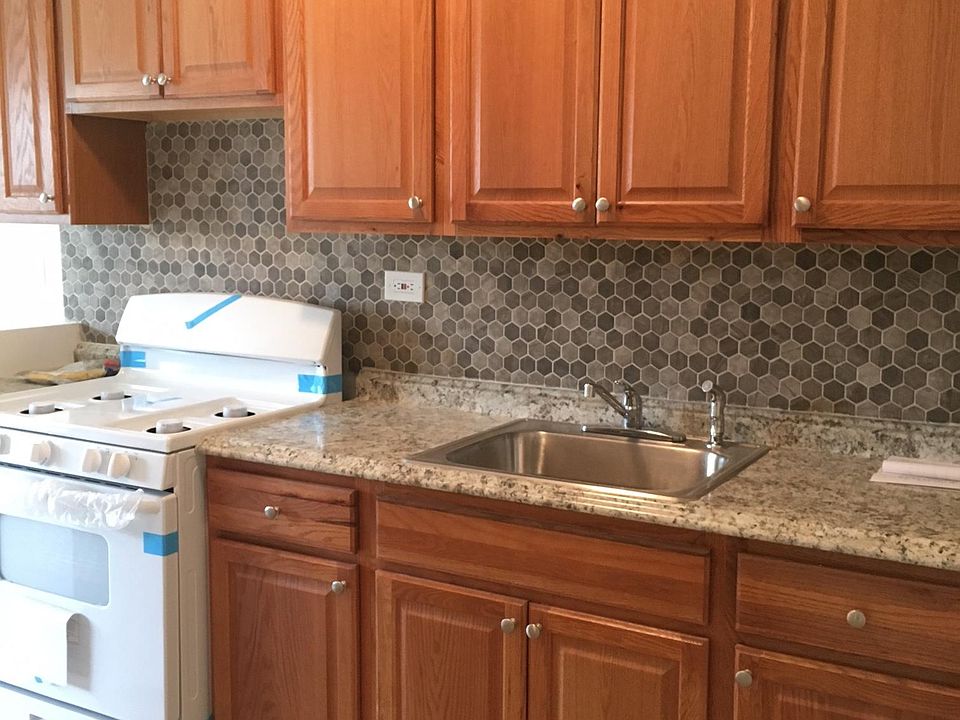 1st image of 2915 W 5th St APT 5