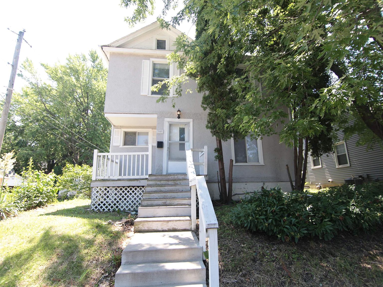 909 E Laurel St, Davenport, IA 52803 MLS QC4247853 Zillow