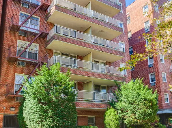 770 Ocean Parkway image 26 of 26