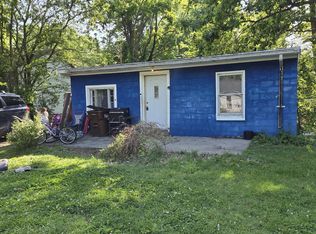 1156 Fairfax St, Jackson, MI 49203