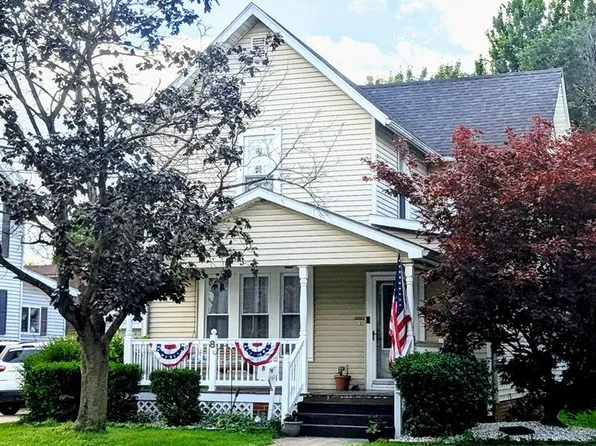 8 Myers Ave, Shelby, OH 44875