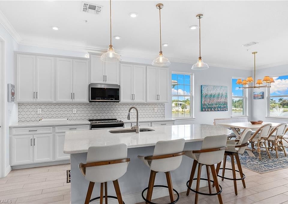 1st image of 4620 Arboretum CIR #201