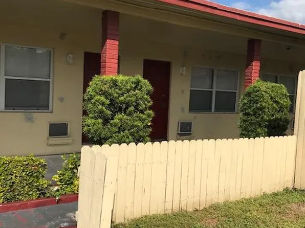 927 N 18th Ct, Hollywood, FL