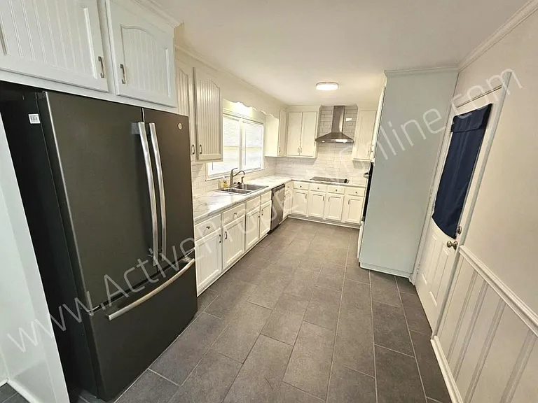 777 Windsor Rd — Photo 6